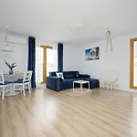 Modern With Ac And Parking In - Jeziorna By Renters 아파트