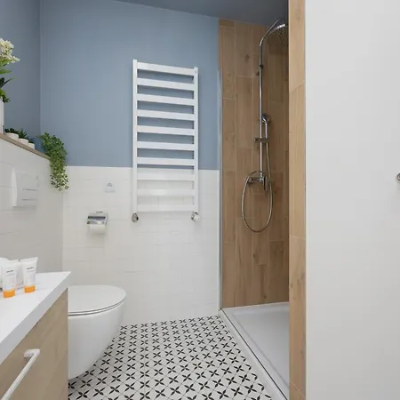 Modern With Parking And Ac Warsaw Suburbs By Renters * Konstancin-Jeziorna