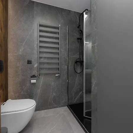 Modern With Parking And Ac Warsaw Suburbs By Renters Apartament